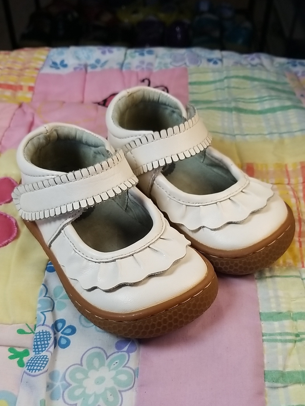 Livie & Luca White Leather Mary Jane Shoes Size 4 White Ruche